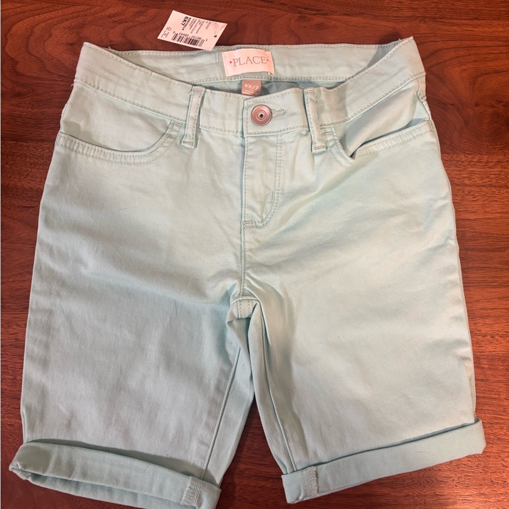 The Children's Place Girls' Mint Green Denim Shorts size 6/7